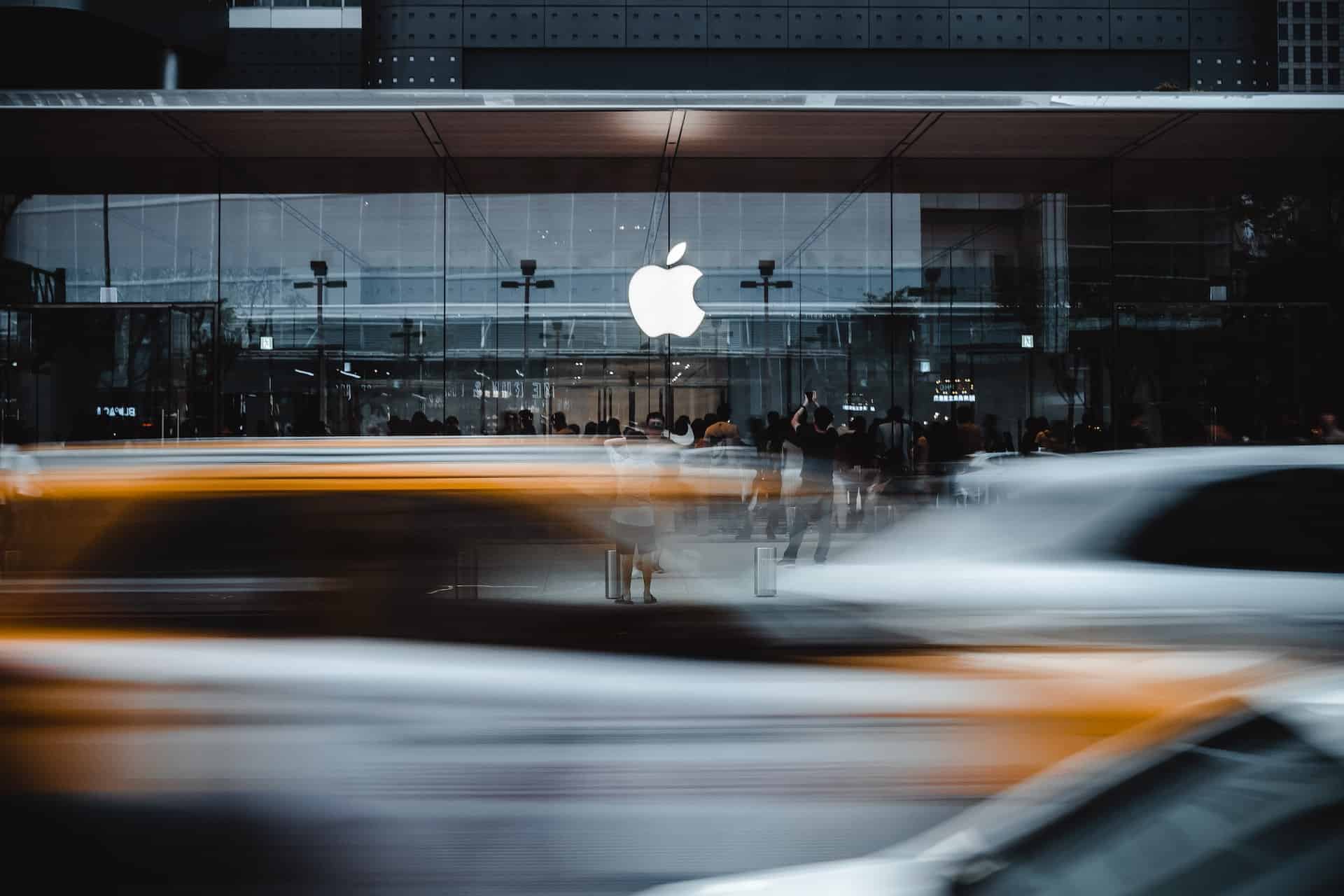 Apple store image from Unsplash