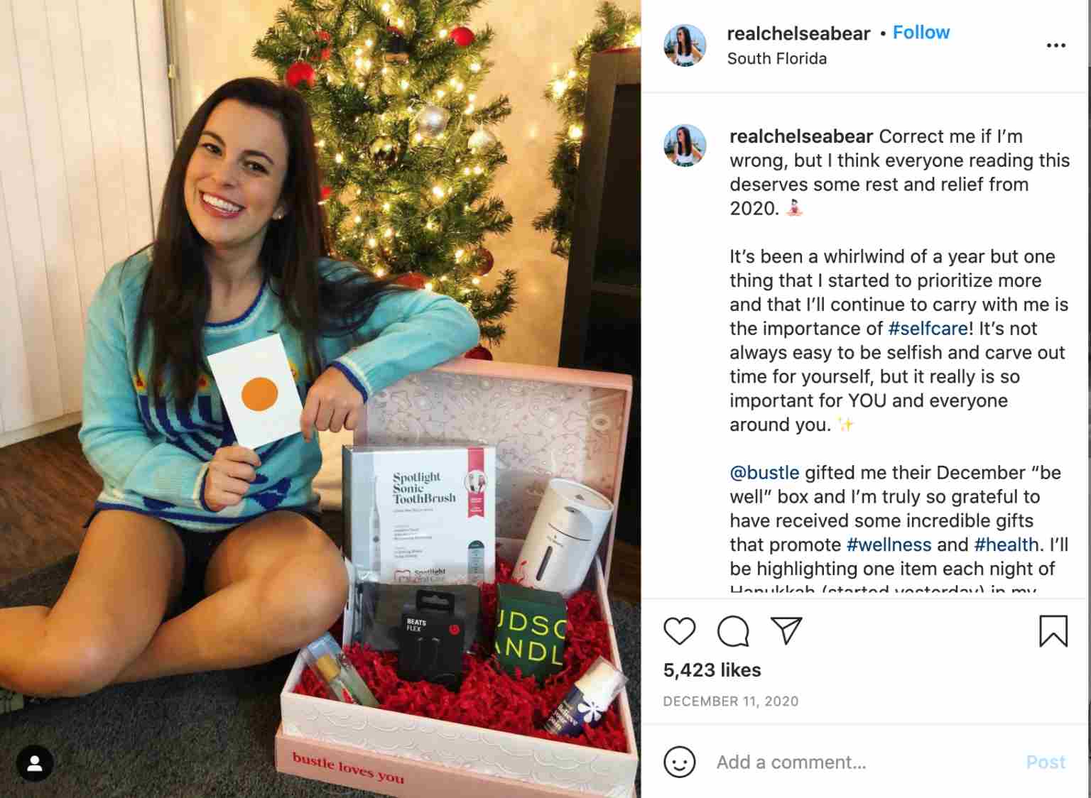 micro influencer Instagram Christmas post