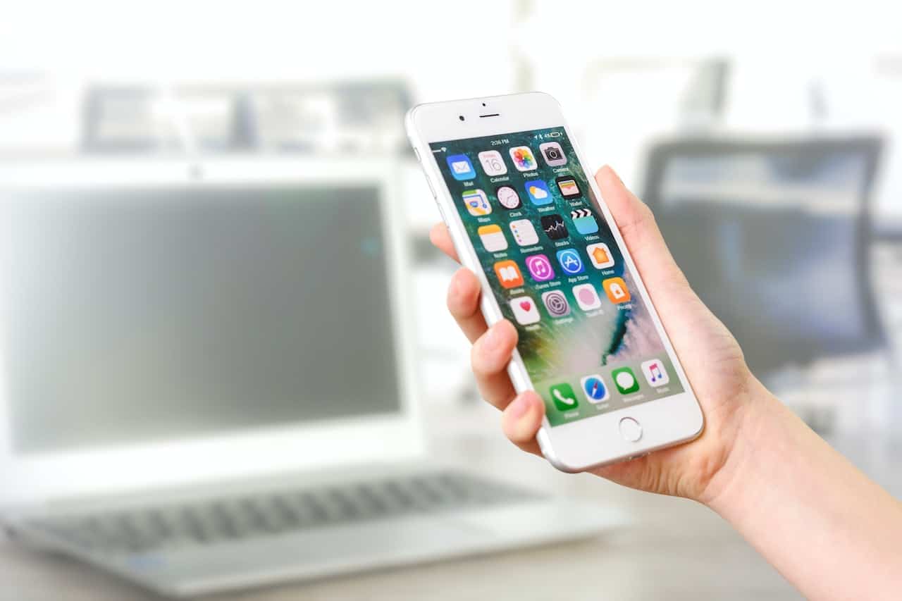 iPhone photo by Pexels